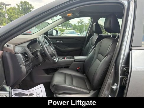 Used 2023 Nissan Rogue SV w/ SV Premium B Package AWD/4WD image 11