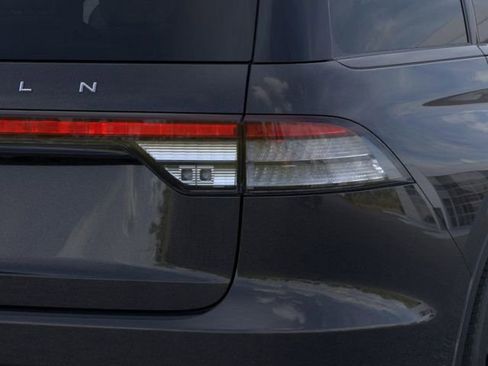 New 2026 Lincoln Aviator Reserve w/ Luxury Package image 21