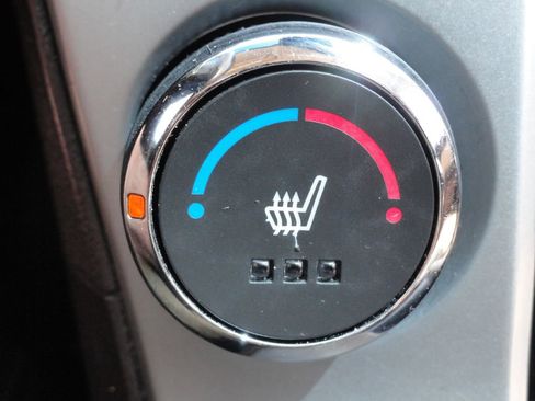 Used 2014 Chevrolet Cruze LT image 16