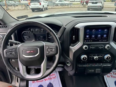 Used 2020 GMC Sierra 1500 Elevation w/ Elevation Value Package AWD/4WD image 12