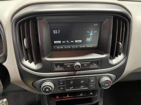 Used 2018 Chevrolet Colorado W/T w/ WT Convenience Package image 9