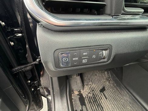 Used 2026 GMC Terrain Elevation w/ Technology Package II AWD/4WD image 24