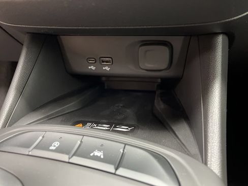 New 2026 Buick Envista Sport Touring w/ Convenience I Package FWD image 16