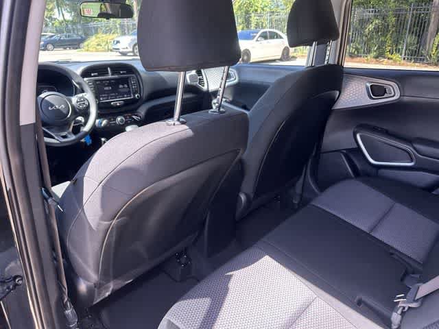 Used 2024 Kia Soul LX w/ Option Group 015 FWD image 24