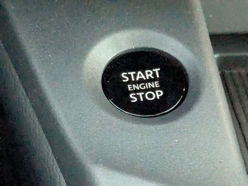 New 2026 Nissan Sentra SR w/ Floor Mat Package FWD image 29