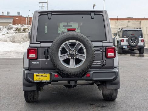 Used 2020 Jeep Wrangler Unlimited Sahara w/ Cold Weather Group AWD/4WD image 6