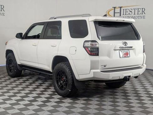 Used 2018 Toyota 4Runner SR5 Premium AWD/4WD image 5