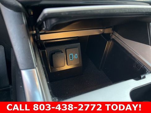 Used 2023 Ford Explorer Limited w/ Limited Technology Package image 27