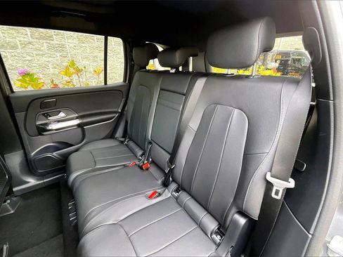 New 2026 Mercedes-Benz GLB 250 4MATIC image 10