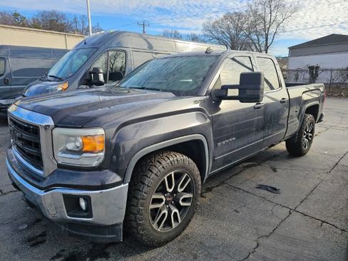 Used 2015 GMC Sierra 1500 SLE RWD image 3