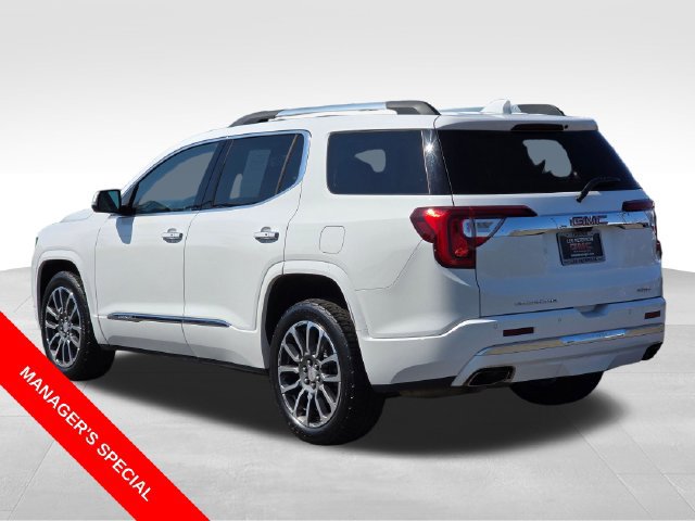 Used 2021 GMC Acadia Denali w/ Denali Ultimate Package AWD/4WD image 3