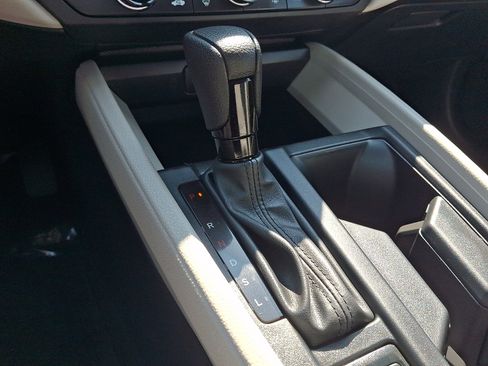 Used 2025 Honda Accord LX image 15