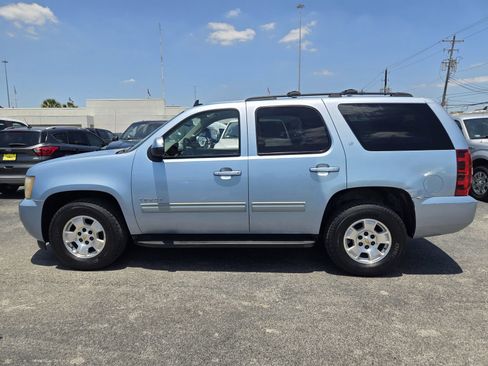 Used 2011 Chevrolet Tahoe LT w/ Luxury Package RWD image 5