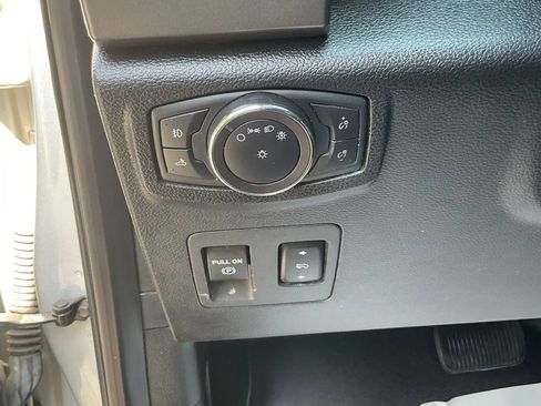 Used 2018 Ford F150 XLT w/ Equipment Group 302A Luxury AWD/4WD image 29