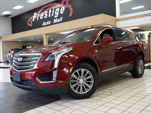 Used 2017 Cadillac XT5 Luxury w/ Driver Awareness Package AWD/4WD image 21