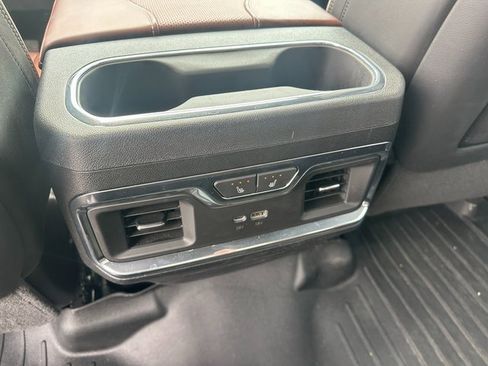 Used 2024 GMC Sierra 1500 Denali Ultimate image 29