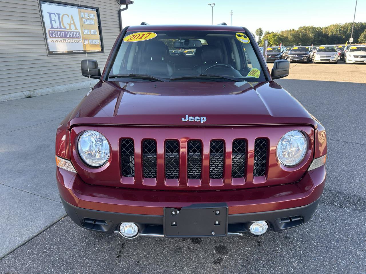 Used 2017 Jeep Patriot 4WD image 2