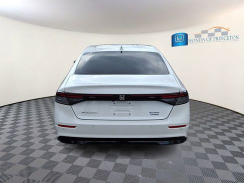 Used 2025 Honda Accord Touring image 5