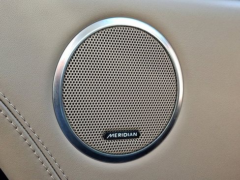 Used 2019 Land Rover Range Rover Autobiography image 31