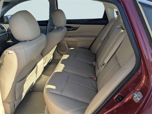 Used 2014 Nissan Altima 2.5 S image 11