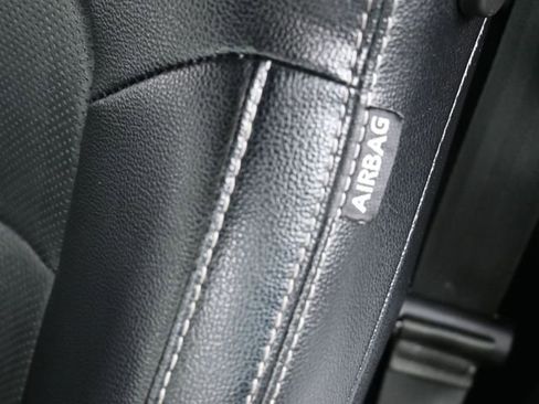 Used 2022 Ford Mustang GT Premium image 13