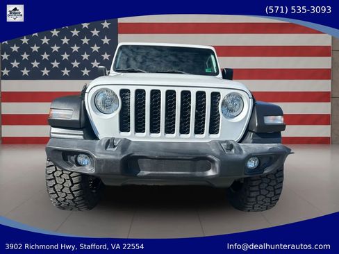 Used 2020 Jeep Gladiator Sport w/ Quick Order Package 24S AWD/4WD image 2