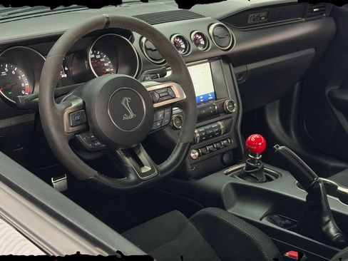 Used 2016 Ford Mustang Shelby GT350 w/ Track Package image 17