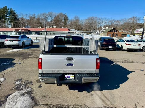 Used 2016 Ford F250 XLT w/ XLT Premium Package image 5