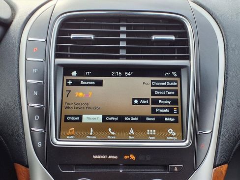 Used 2018 Lincoln MKX Select w/ Select Plus Package image 20