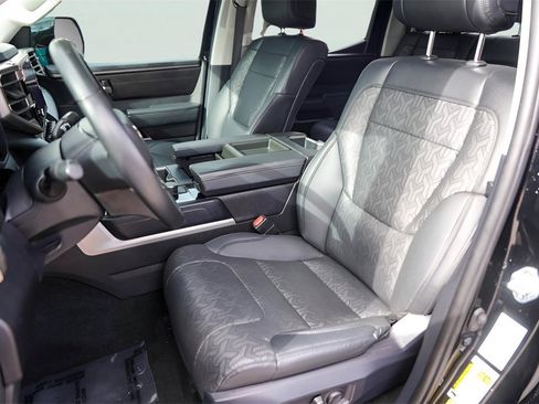 Used 2023 Toyota Tundra SR5 image 10