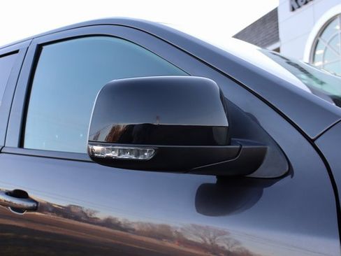 Used 2020 Dodge Durango R/T w/ Technology Group image 2