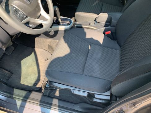 Used 2019 Honda Fit EX image 13