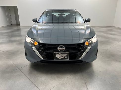 Used 2024 Nissan Sentra SV FWD image 3
