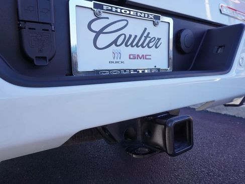 Certified 2025 GMC Sierra 1500 Elevation image 8