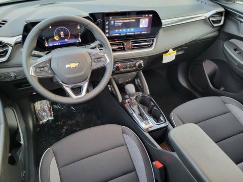 New 2026 Chevrolet TrailBlazer LT w/ LT Cold Weather Package AWD/4WD image 26