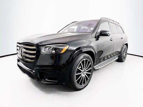 New 2026 Mercedes-Benz GLS 580 4MATIC image 3