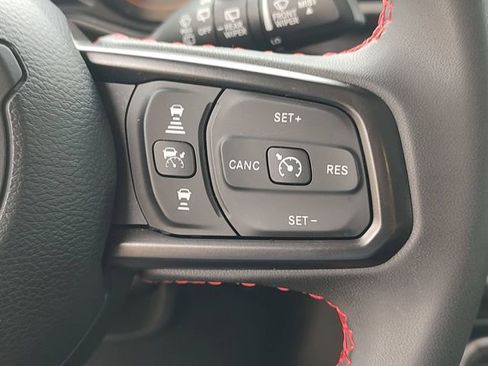 Certified 2024 Jeep Wrangler Unlimited Rubicon AWD/4WD image 21