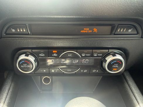 Used 2017 MAZDA CX-5 Touring w/ Preferred Equipment Package FWD image 39