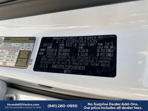 Used 2023 Kia Niro EX FWD image 24