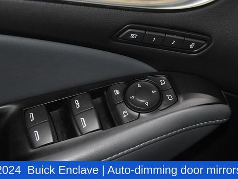 Used 2024 Buick Enclave Premium image 23
