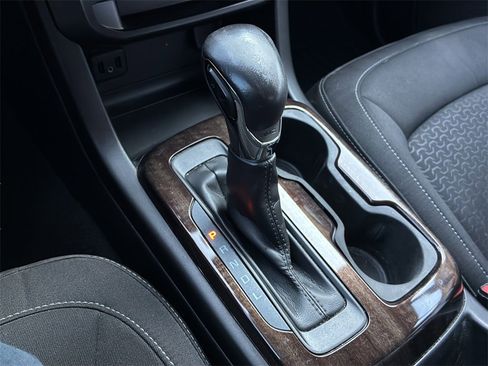 Used 2022 GMC Canyon Elevation w/ Driver Alert Package image 22