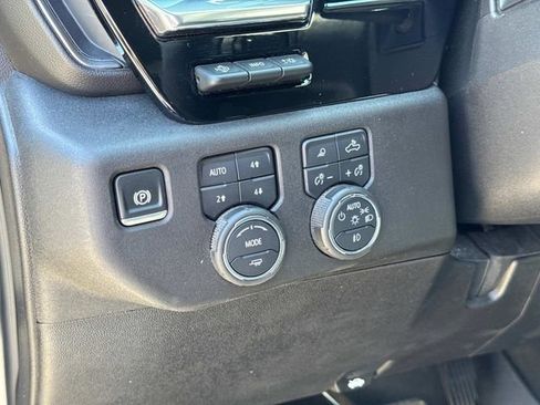Used 2025 Chevrolet Silverado 2500 LTZ w/ LTZ Plus Package AWD/4WD image 29