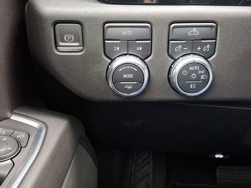 Used 2023 GMC Sierra 1500 Elevation AWD/4WD image 28