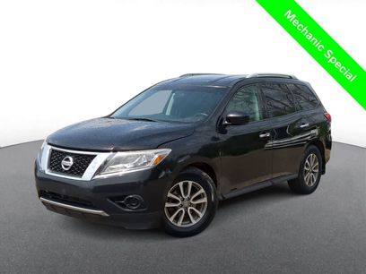 Used 2013 Nissan Pathfinder SV w/ Trailer Tow Pkg