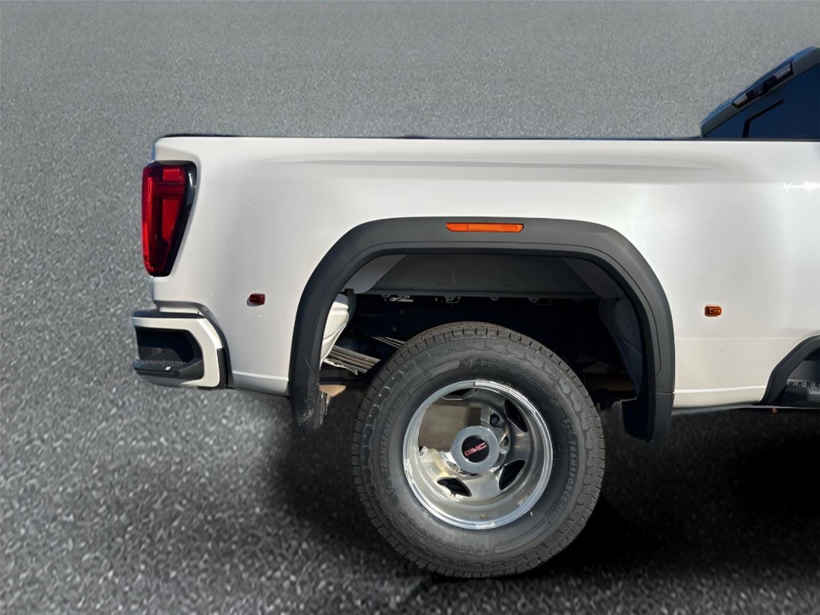 Used 2021 GMC Sierra 3500 Denali w/ Denali Ultimate Package AWD/4WD image 12