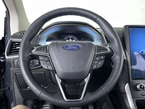 Used 2024 Ford Edge SEL w/ Convenience Package AWD/4WD image 14