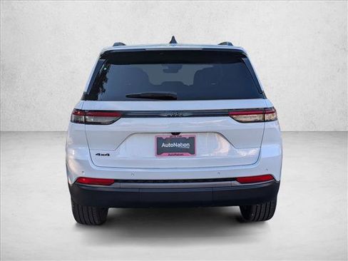 New 2026 Jeep Grand Cherokee Limited w/ Limited Altitude Package AWD/4WD image 7