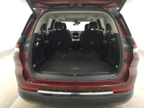 Used 2023 Jeep Grand Cherokee L Limited AWD/4WD image 29