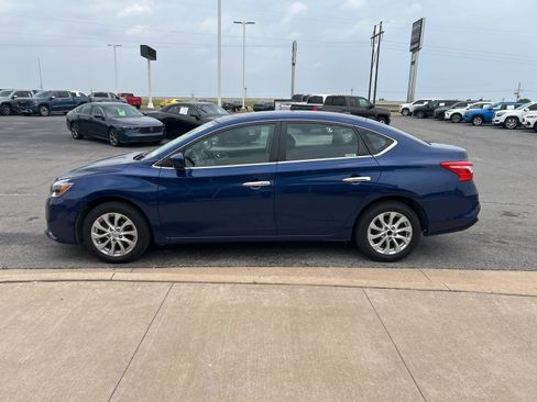 Used 2019 Nissan Sentra SV FWD image 8