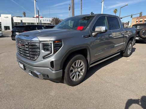 Used 2023 GMC Sierra 1500 Denali w/ Denali Carbonpro Edition image 3